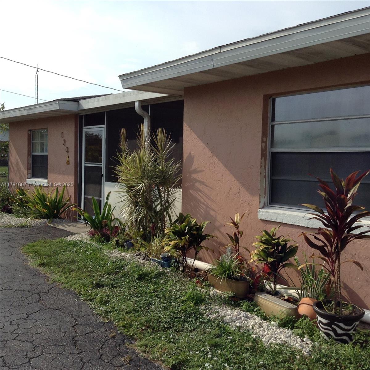 Lake Ridge Estate - Residential