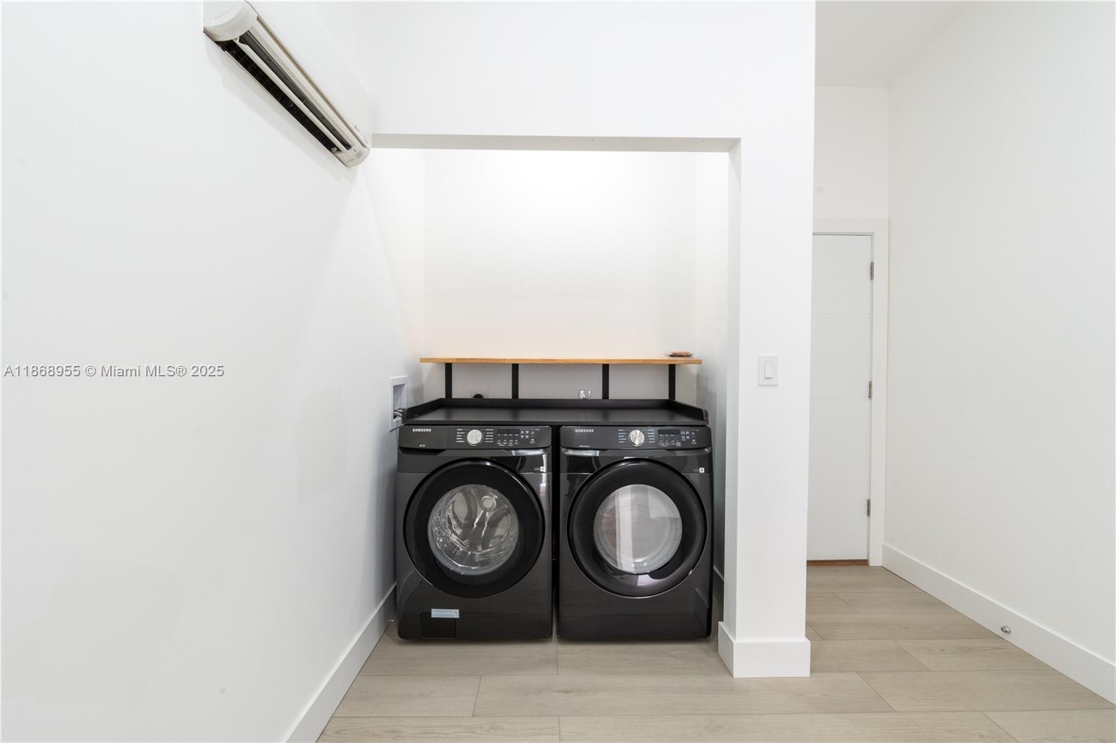 MIAMI SHORES SEC 5 - Residential