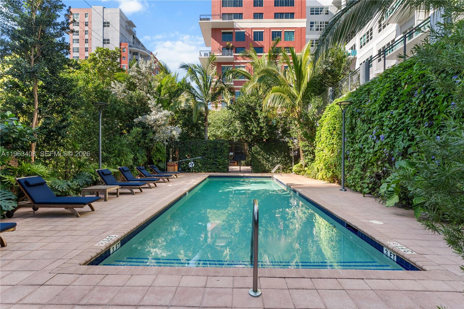 PARC LOFTS CONDO - Residential