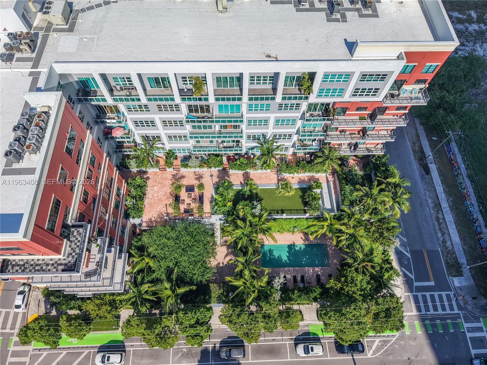 1749 NE Miami Ct 605