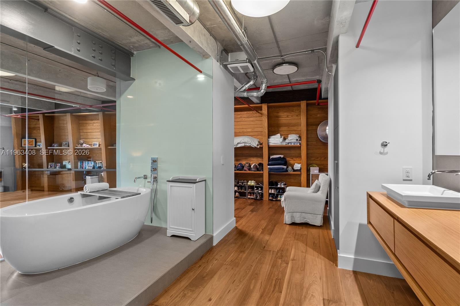 PARC LOFTS CONDO - Residential