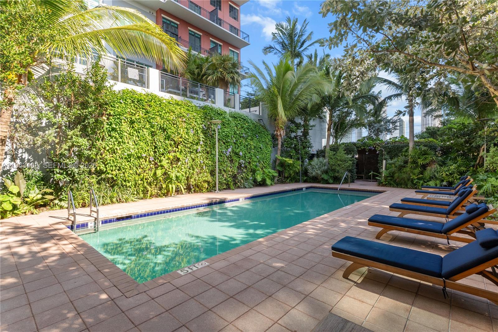 PARC LOFTS CONDO - Residential