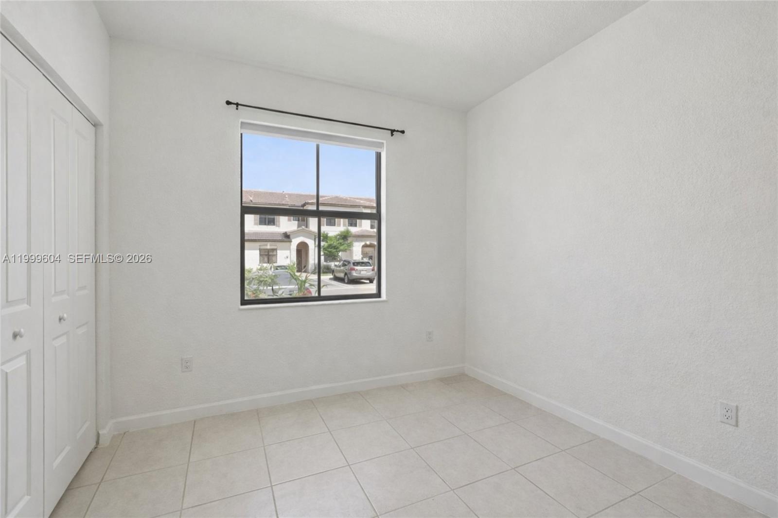 SIENA RESERVE SOUTH - Residential