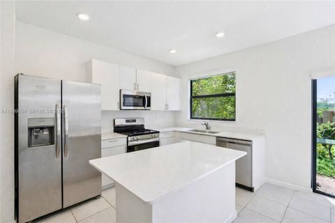 Photo of 23447 SW 127th Pl, Homestead, FL 33032 (MLS # A11999604)