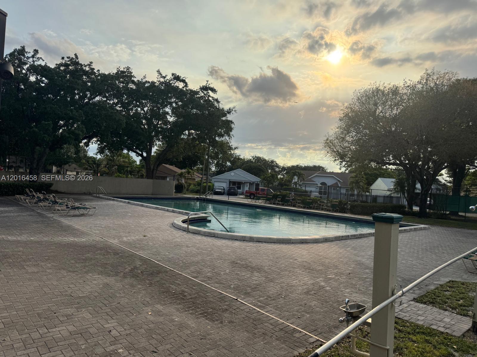 CINNAMON PLACE II - Residential Lease