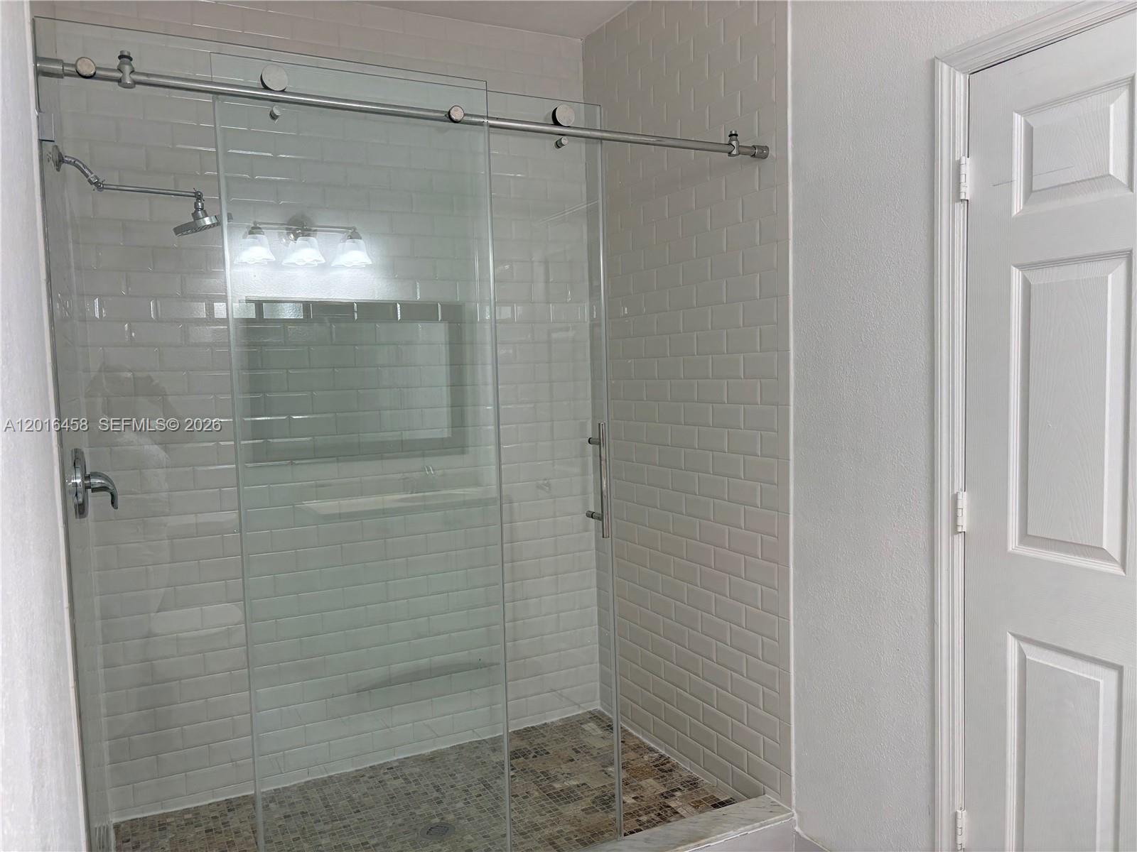 CINNAMON PLACE II - Residential Lease