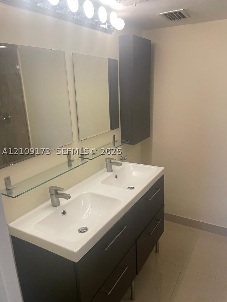 9500 W Bay Harbor Dr 6G