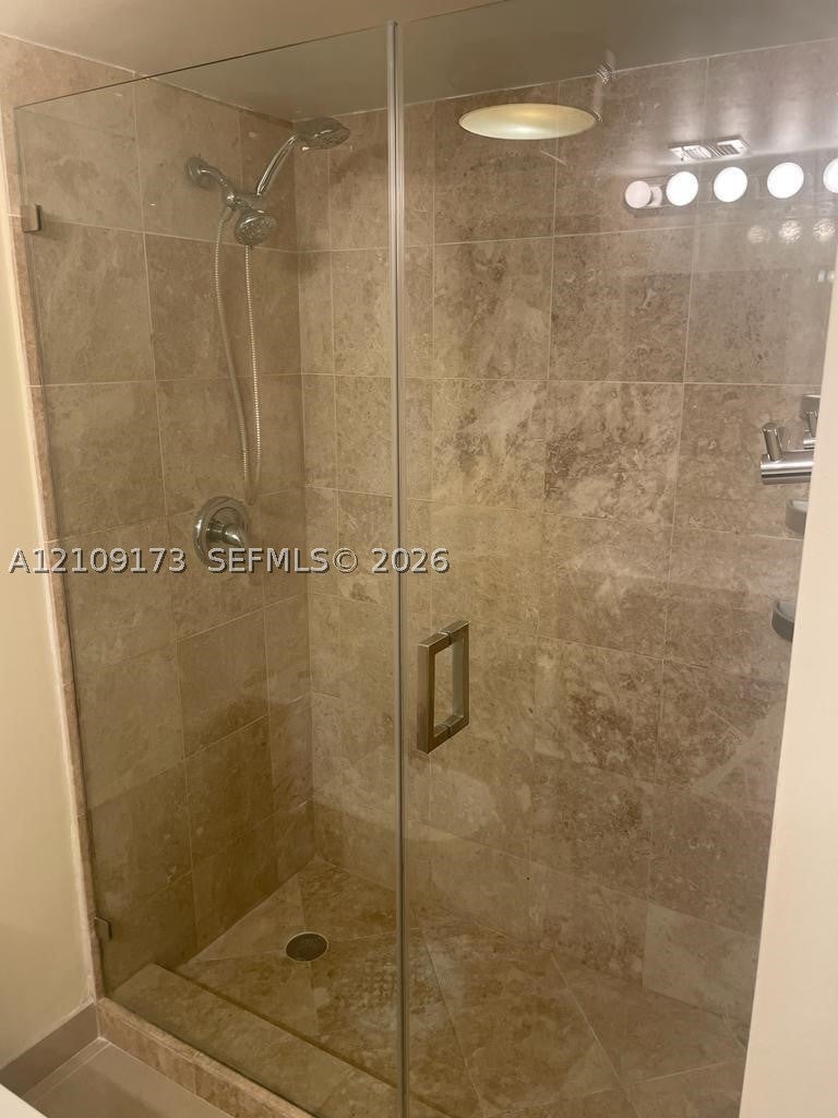 9500 W Bay Harbor Dr 6G