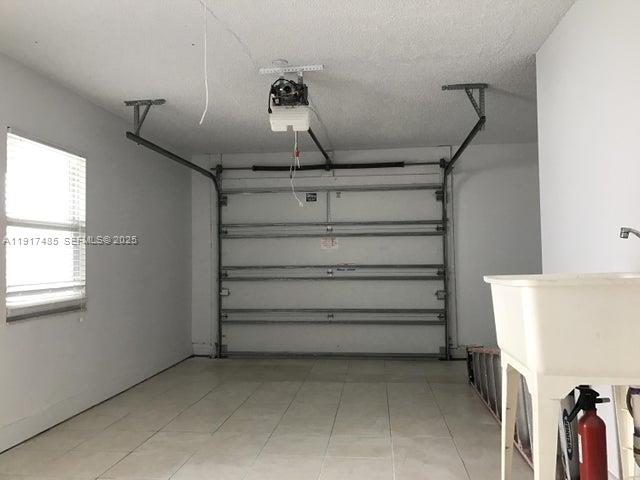 Lakeside Green 01 - Residential