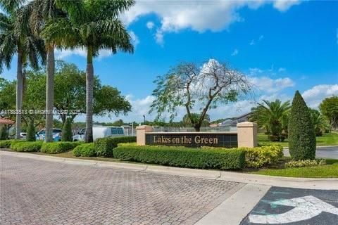 Photo of 9038 NW 193rd Ter, Hialeah, FL 33018 (MLS # A11883513) Photo of 9038 NW 193rd Ter, Hialeah, FL 33018 (MLS # A11883513)