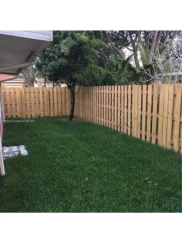 LAKES ON THE GREEN NORTH - Residential