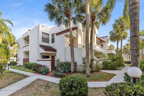1417 Avon Ln 103 North Lauderdale FL 33068