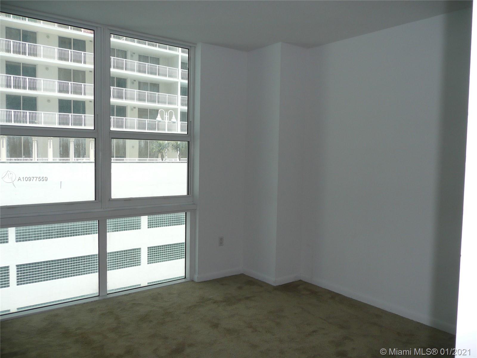 SOLARIS AT BRICKELL BAY C - Residential