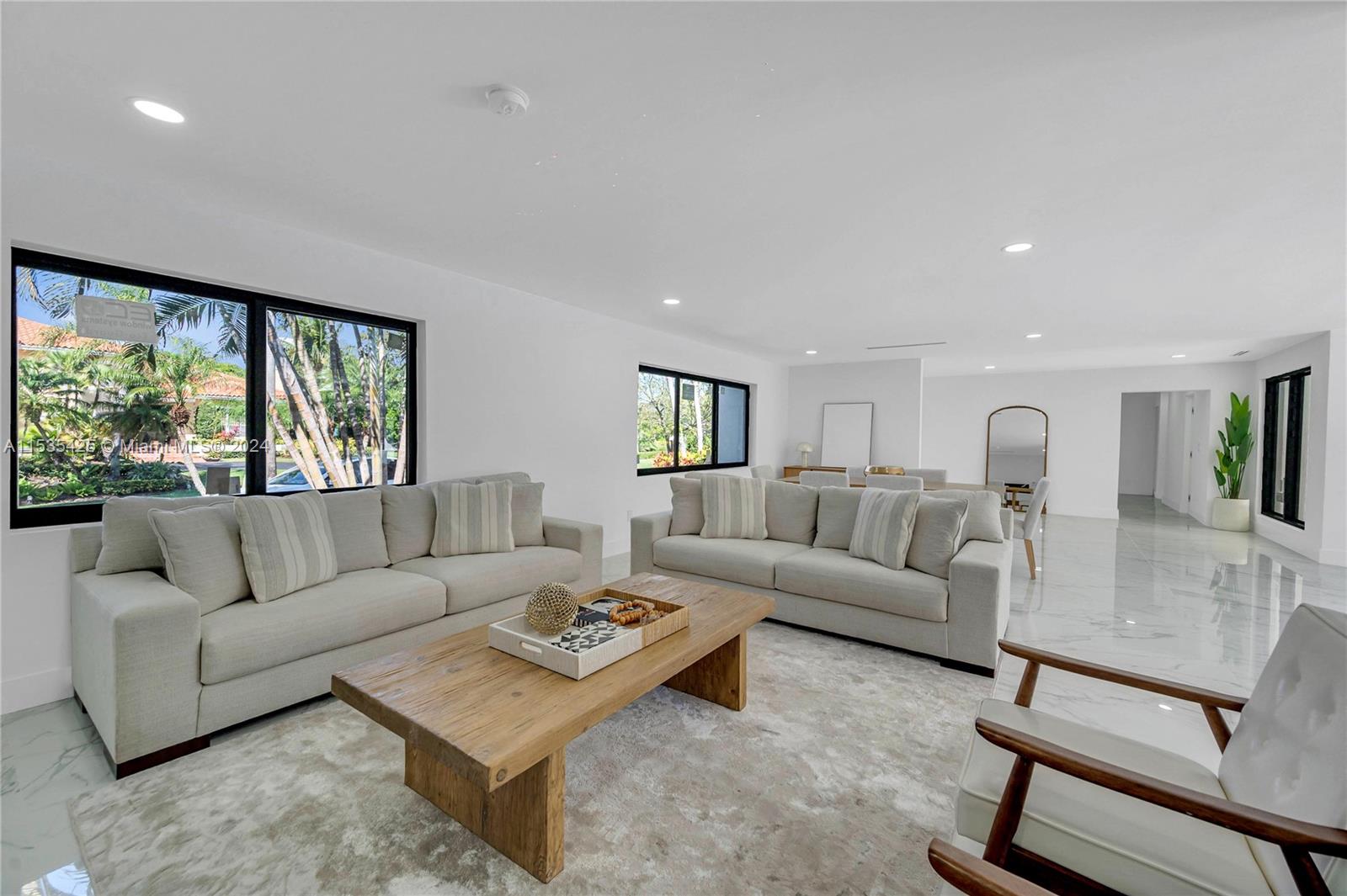 CRAIGDALE MANOR - Residential