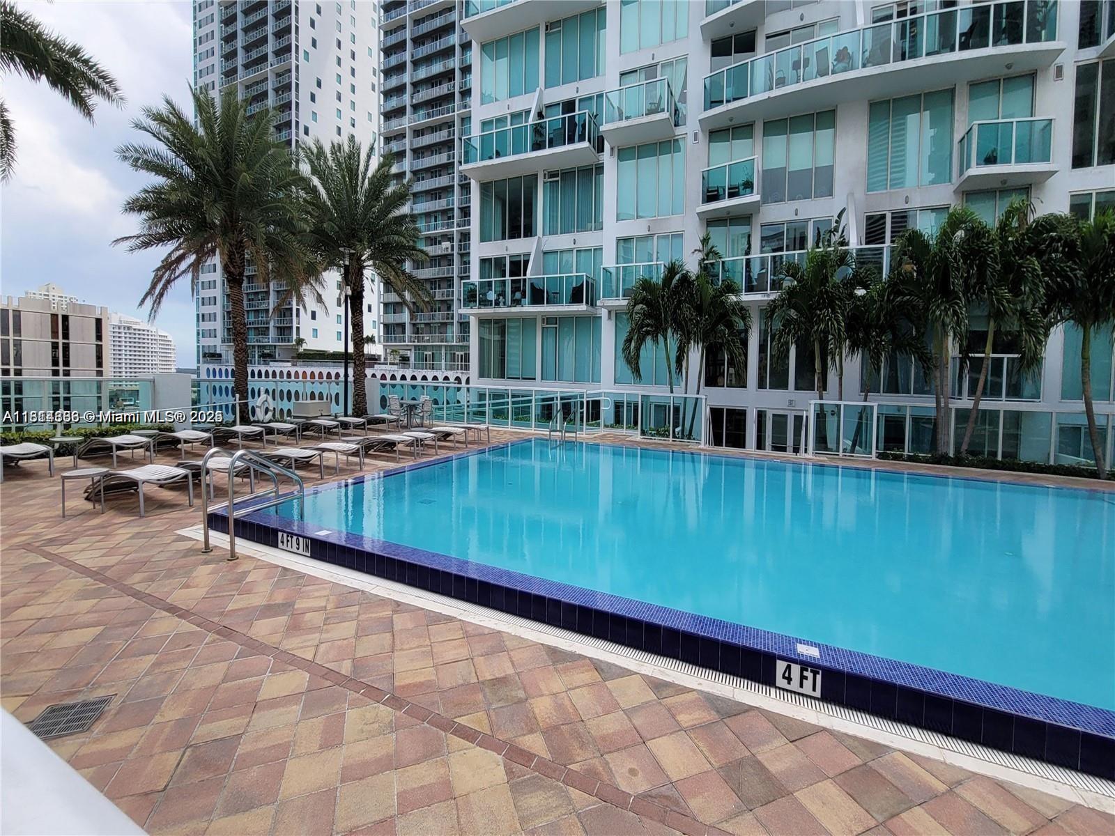 BRICKELL ON THE RIVER S T - Residential Lease