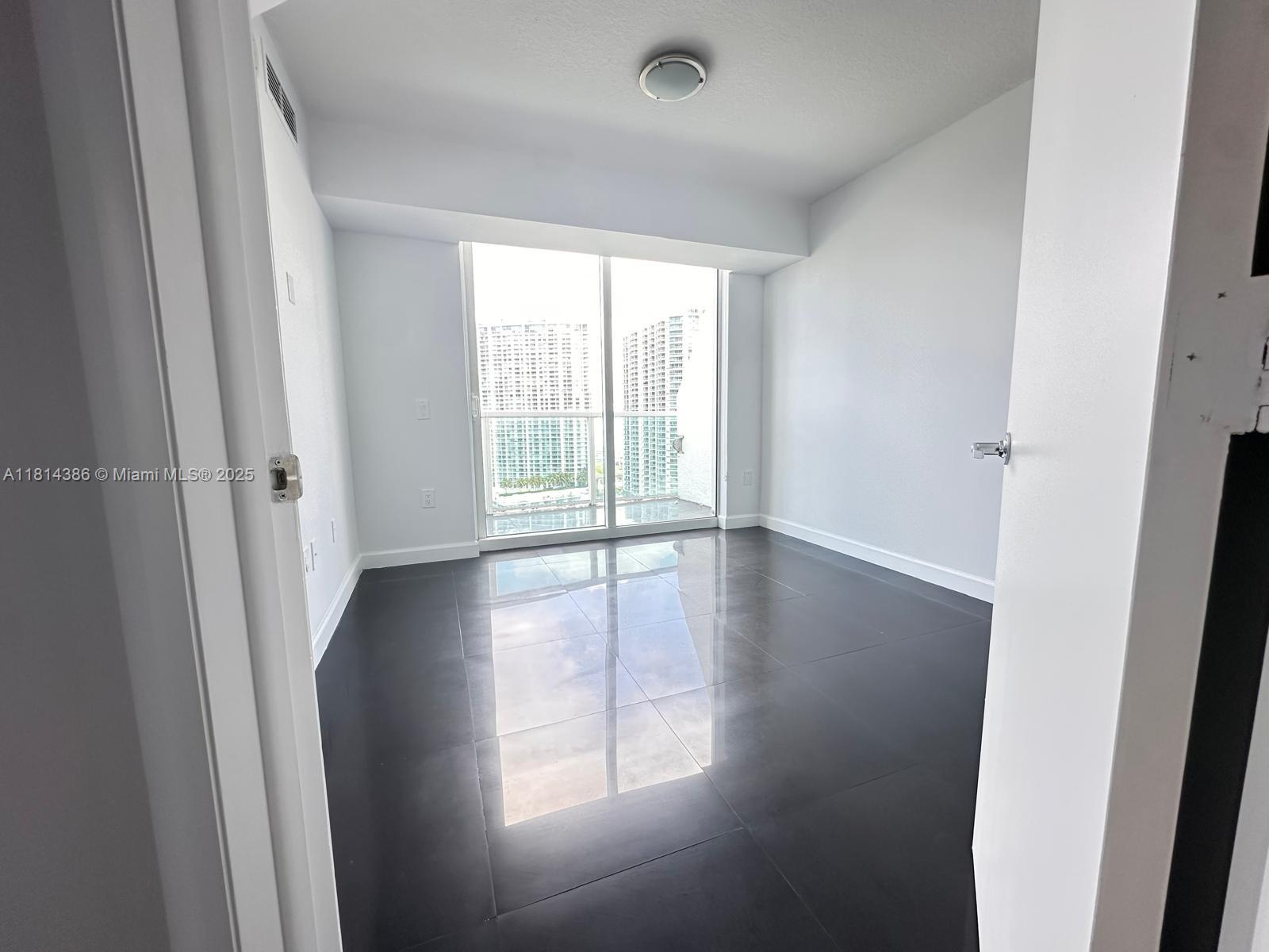 BRICKELL ON THE RIVER S T - Residential Lease