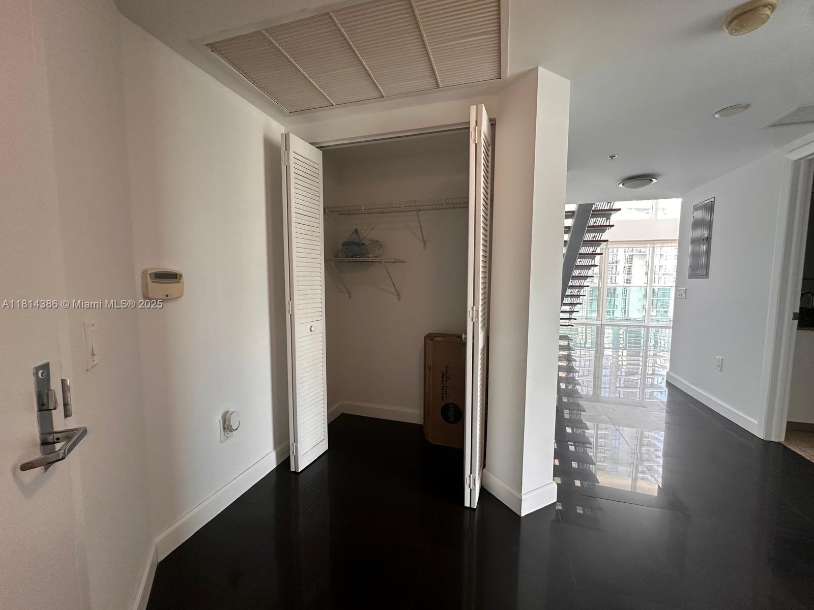 BRICKELL ON THE RIVER S T - Residential Lease