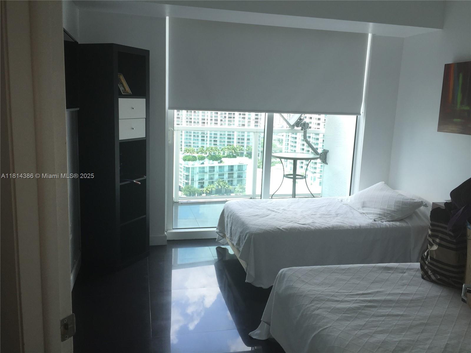 BRICKELL ON THE RIVER S T - Residential Lease