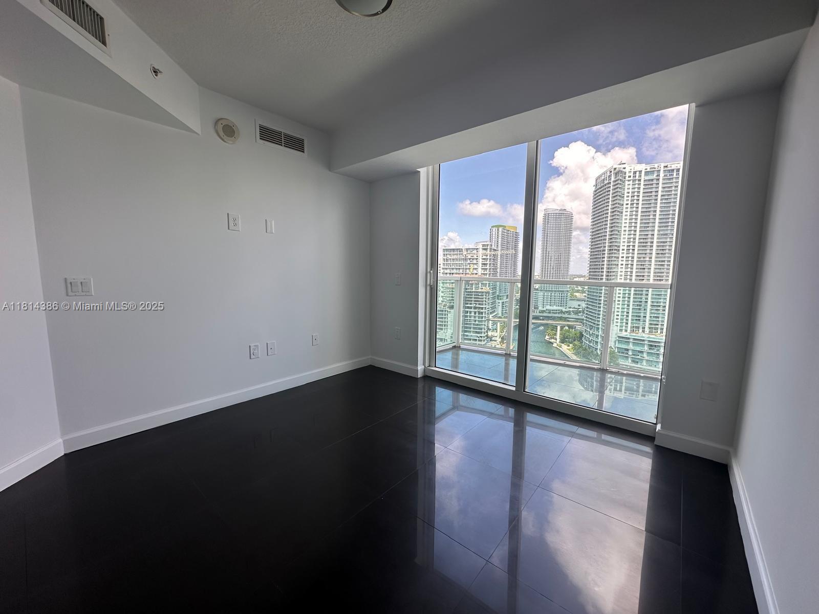 BRICKELL ON THE RIVER S T - Residential Lease