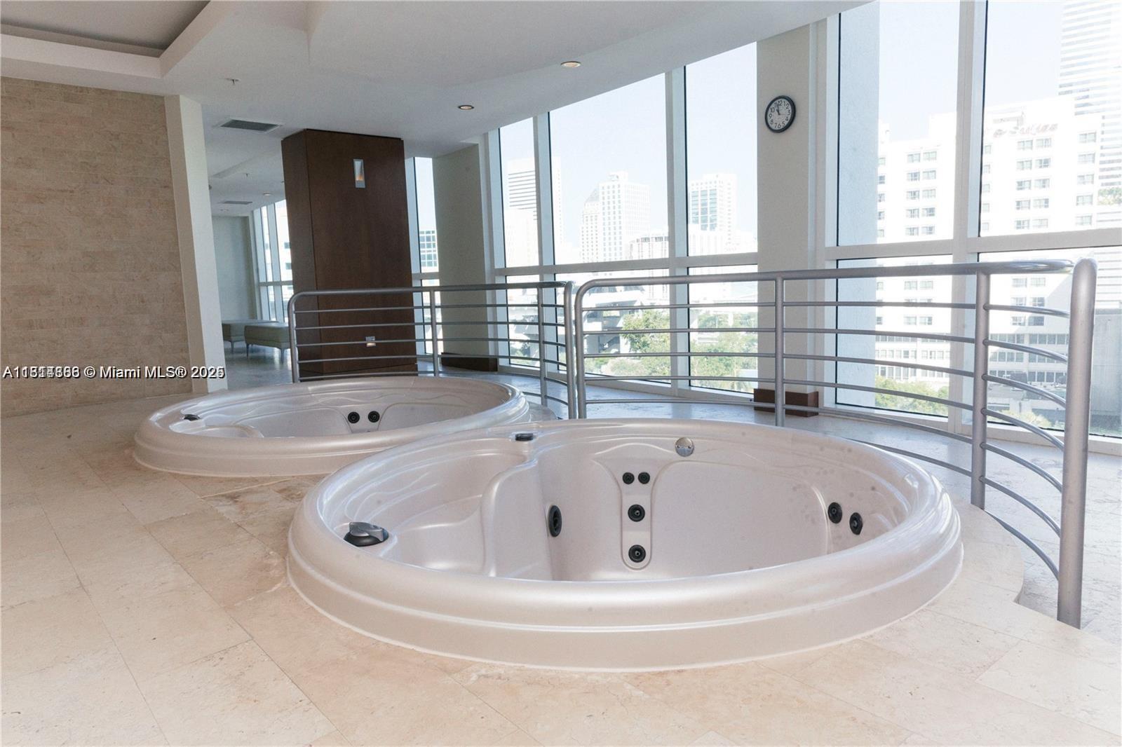 BRICKELL ON THE RIVER S T - Residential Lease