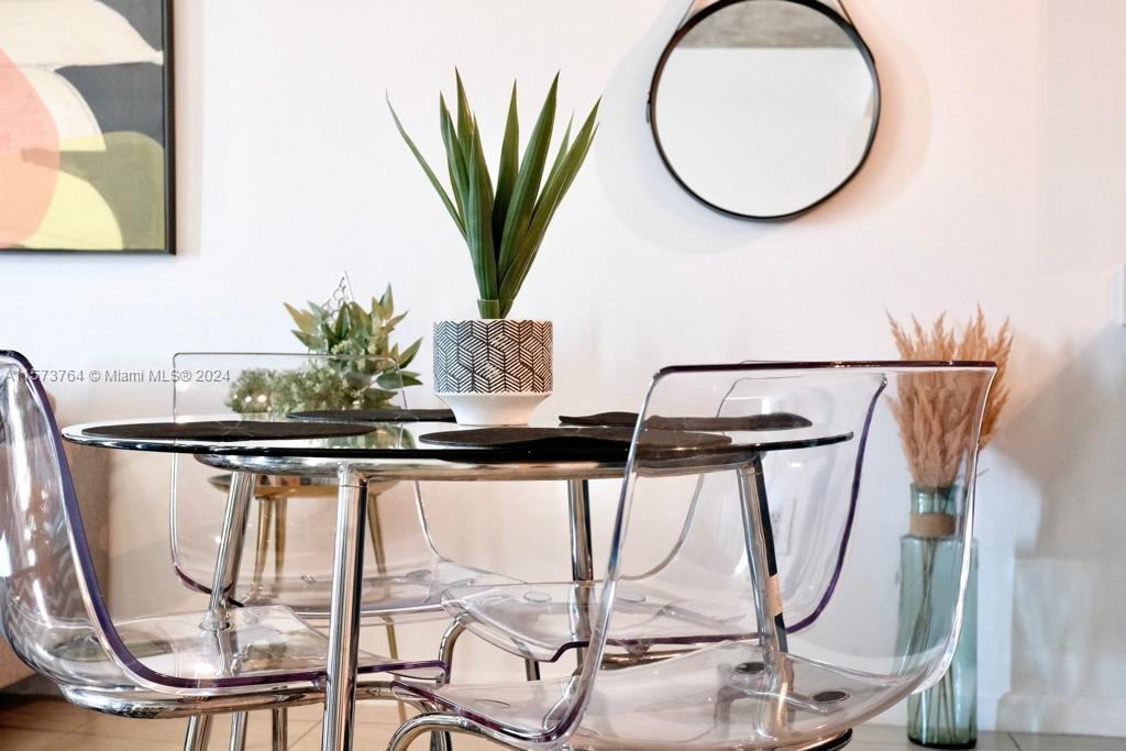 MIDBLOCK MIAMI CONDO - Residential