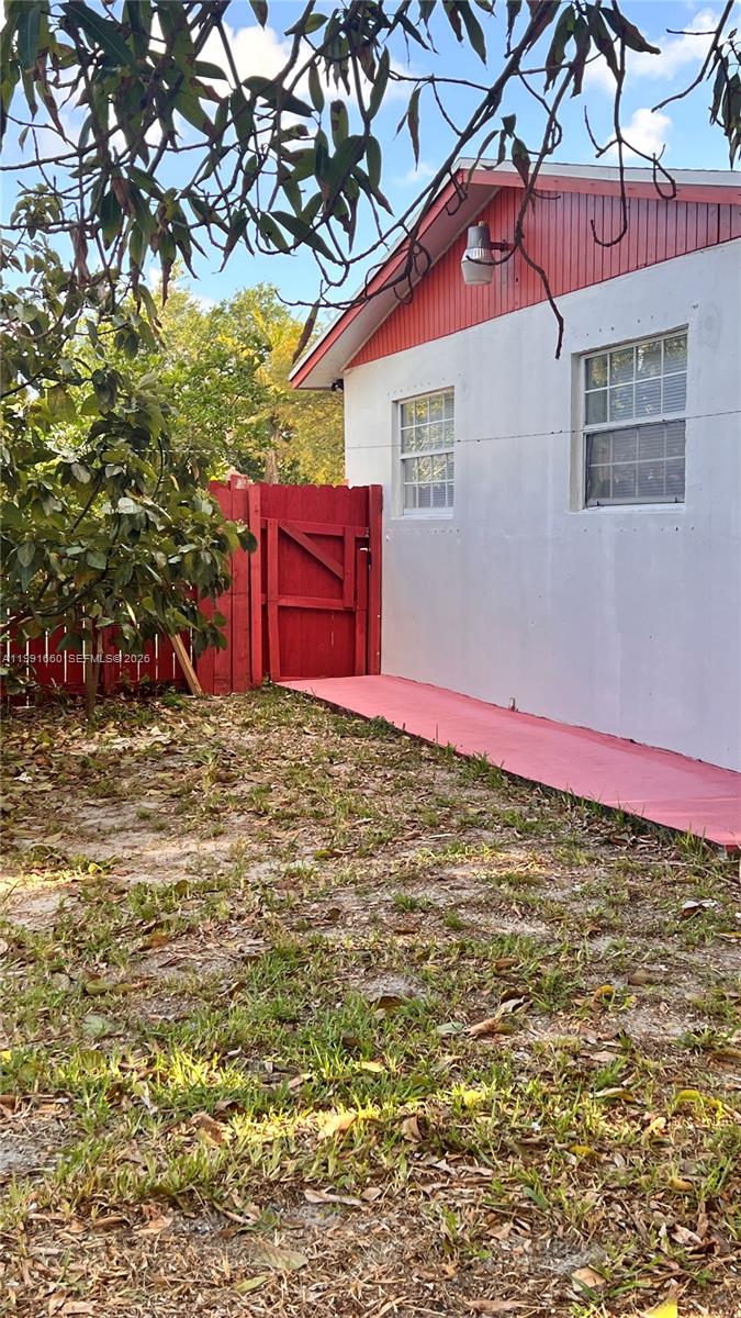 JAC-MO HOMES - Residential Lease