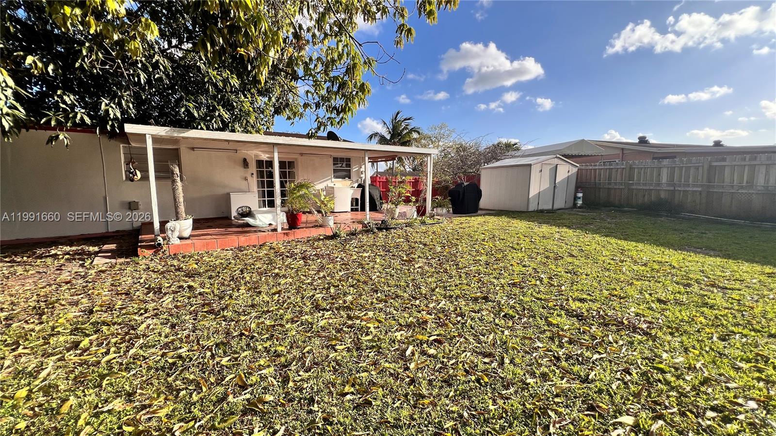 JAC-MO HOMES - Residential Lease