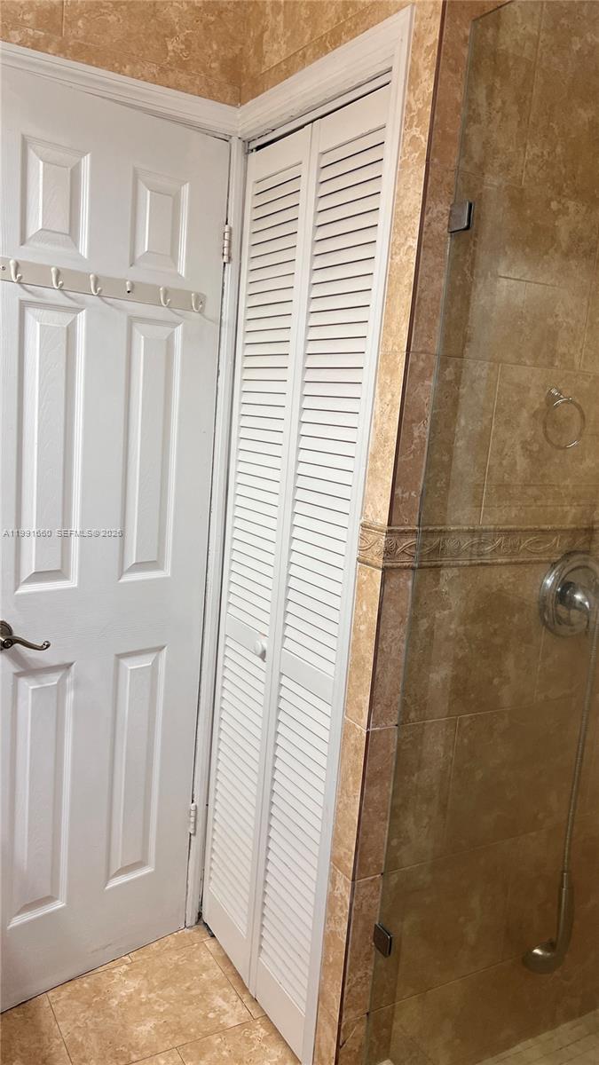 JAC-MO HOMES - Residential Lease