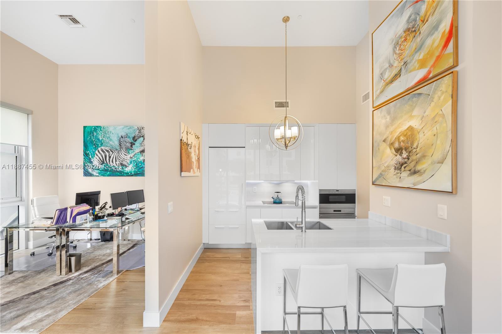 MAREA CONDO - Residential