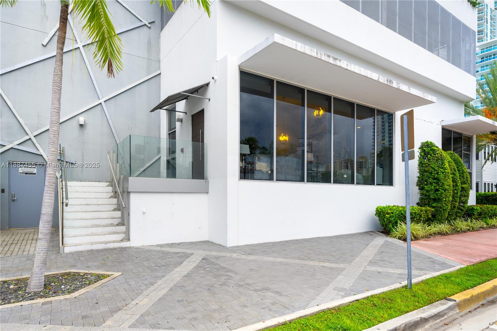MAREA CONDO - Residential
