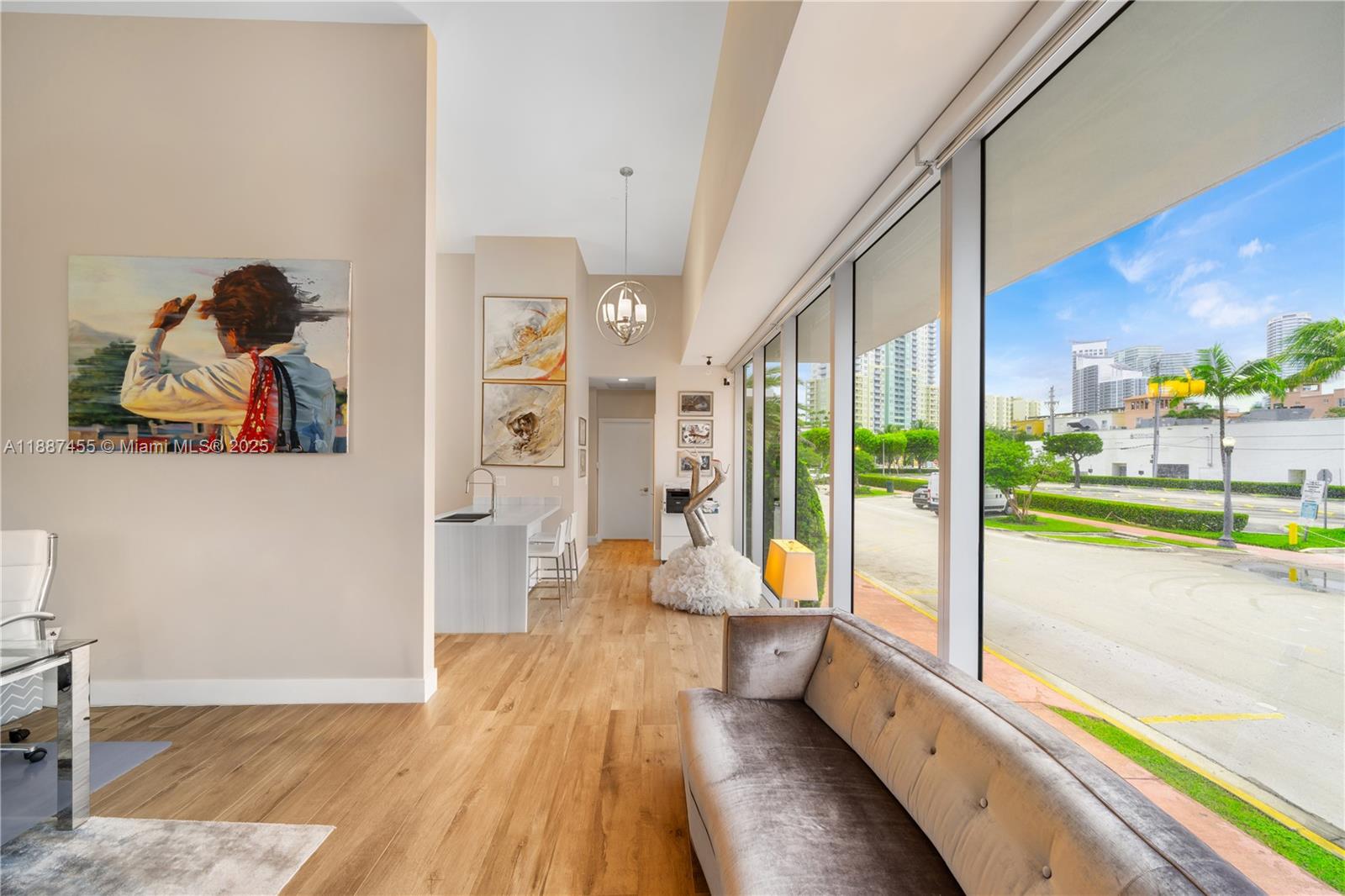 MAREA CONDO - Residential