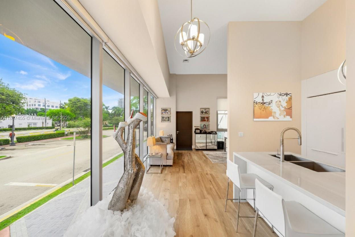 MAREA CONDO - Residential
