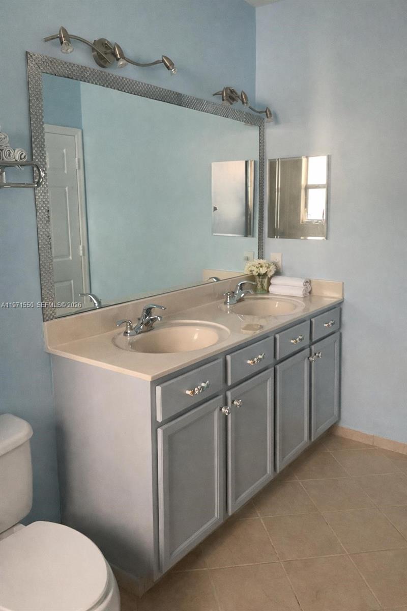 SILVER PALM EAST SEC FOUR - Residential