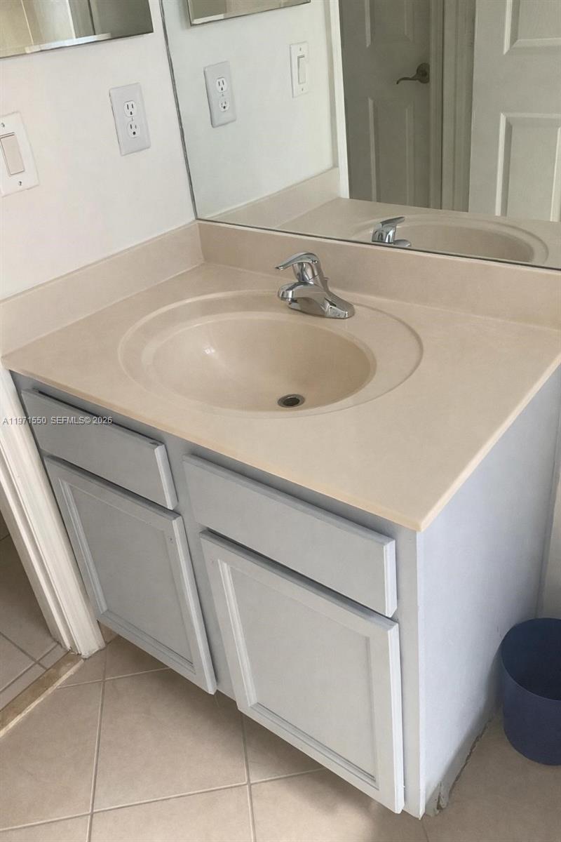 SILVER PALM EAST SEC FOUR - Residential