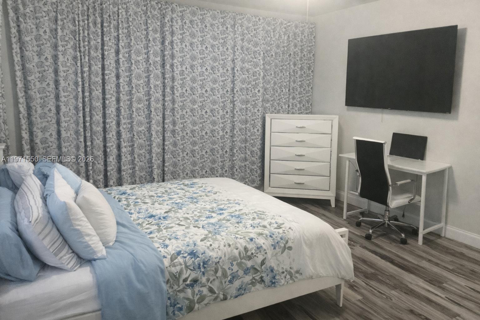 SILVER PALM EAST SEC FOUR - Residential