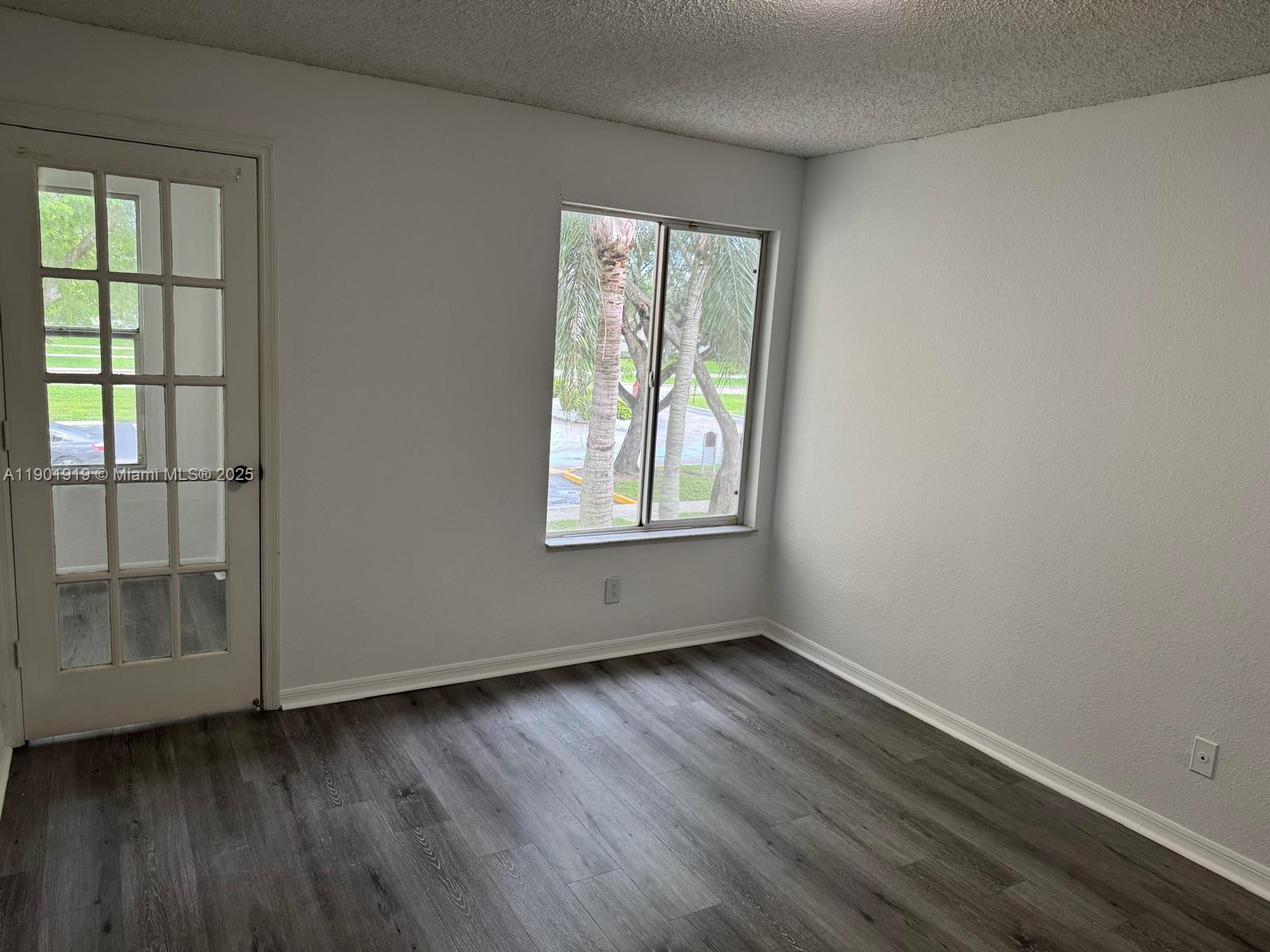 ISLES AT LAGO MAR CONDO - Residential