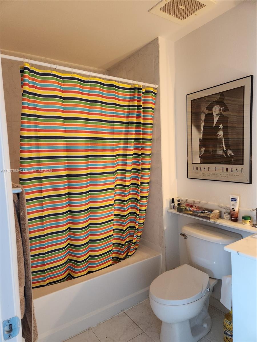 THE LOFT DOWNTOWN CONDO - Residential