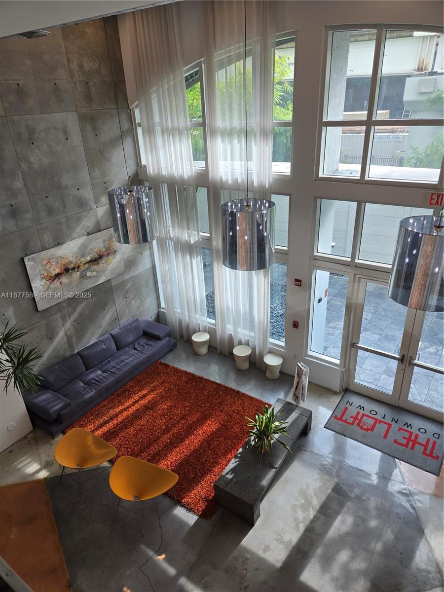 THE LOFT DOWNTOWN CONDO - Residential