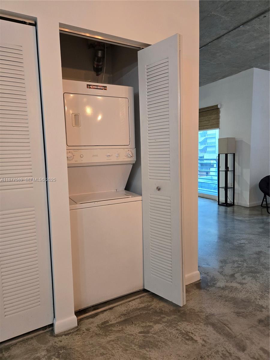 THE LOFT DOWNTOWN CONDO - Residential