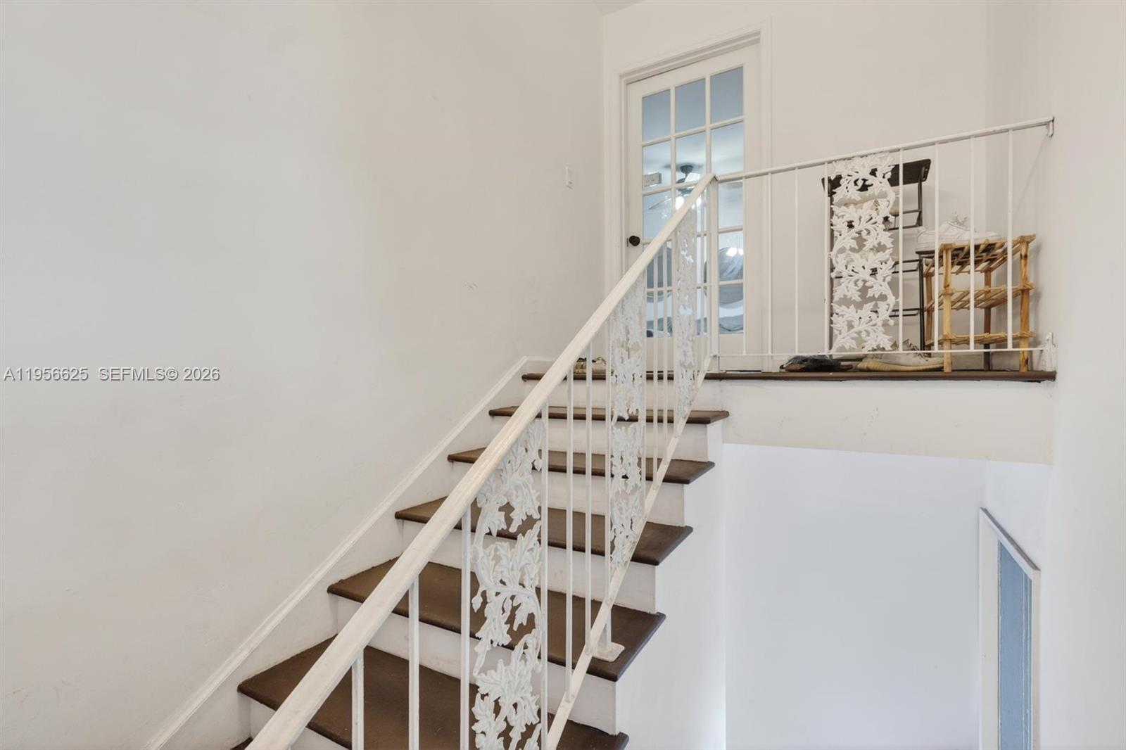 CORAL GABLES RIVIERA SEC - Residential