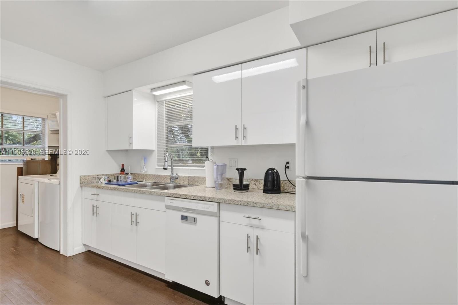 CORAL GABLES RIVIERA SEC - Residential