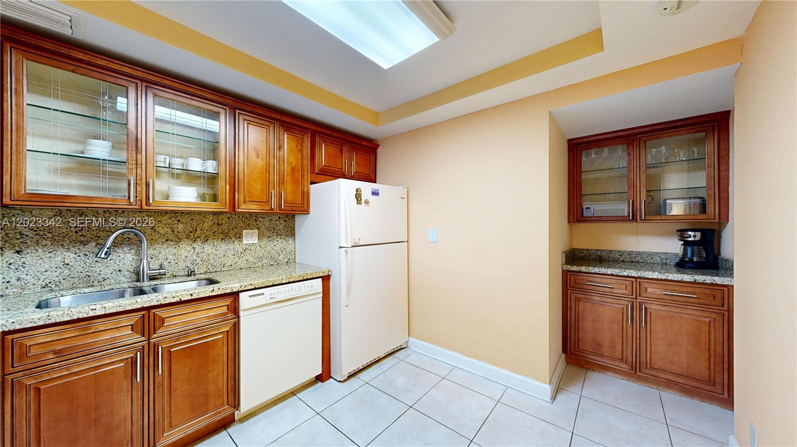 PARKER TOWER CONDO - Residential