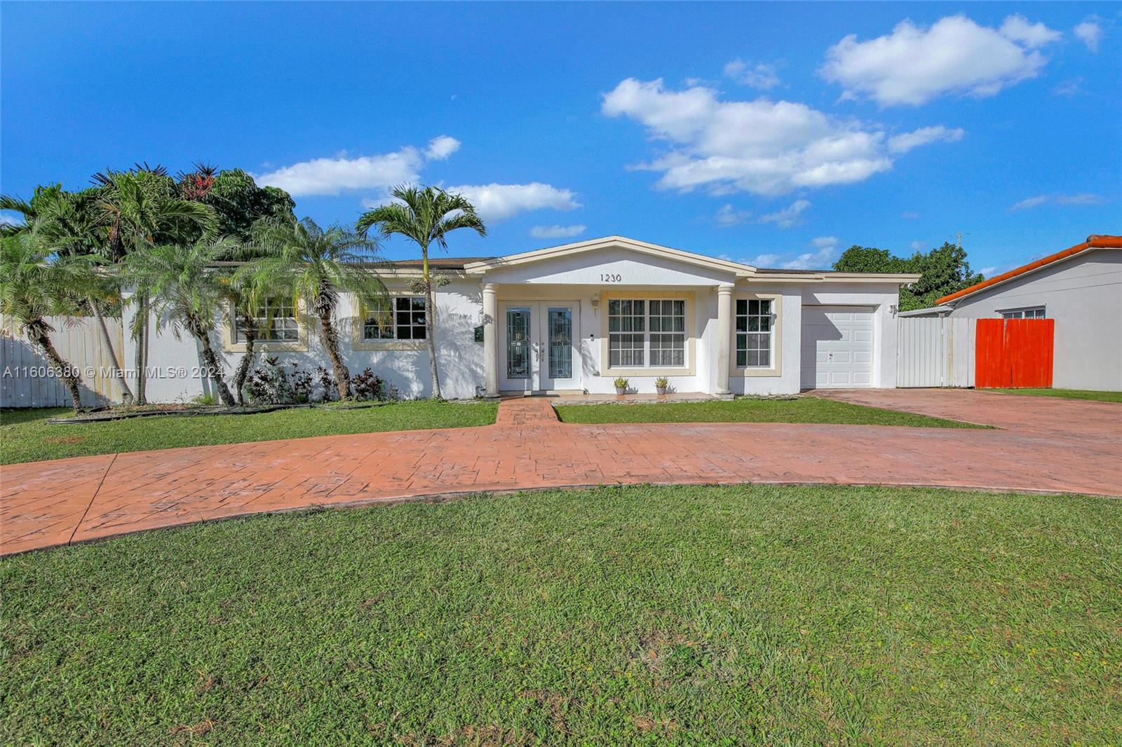 View Miami, FL 33174 house