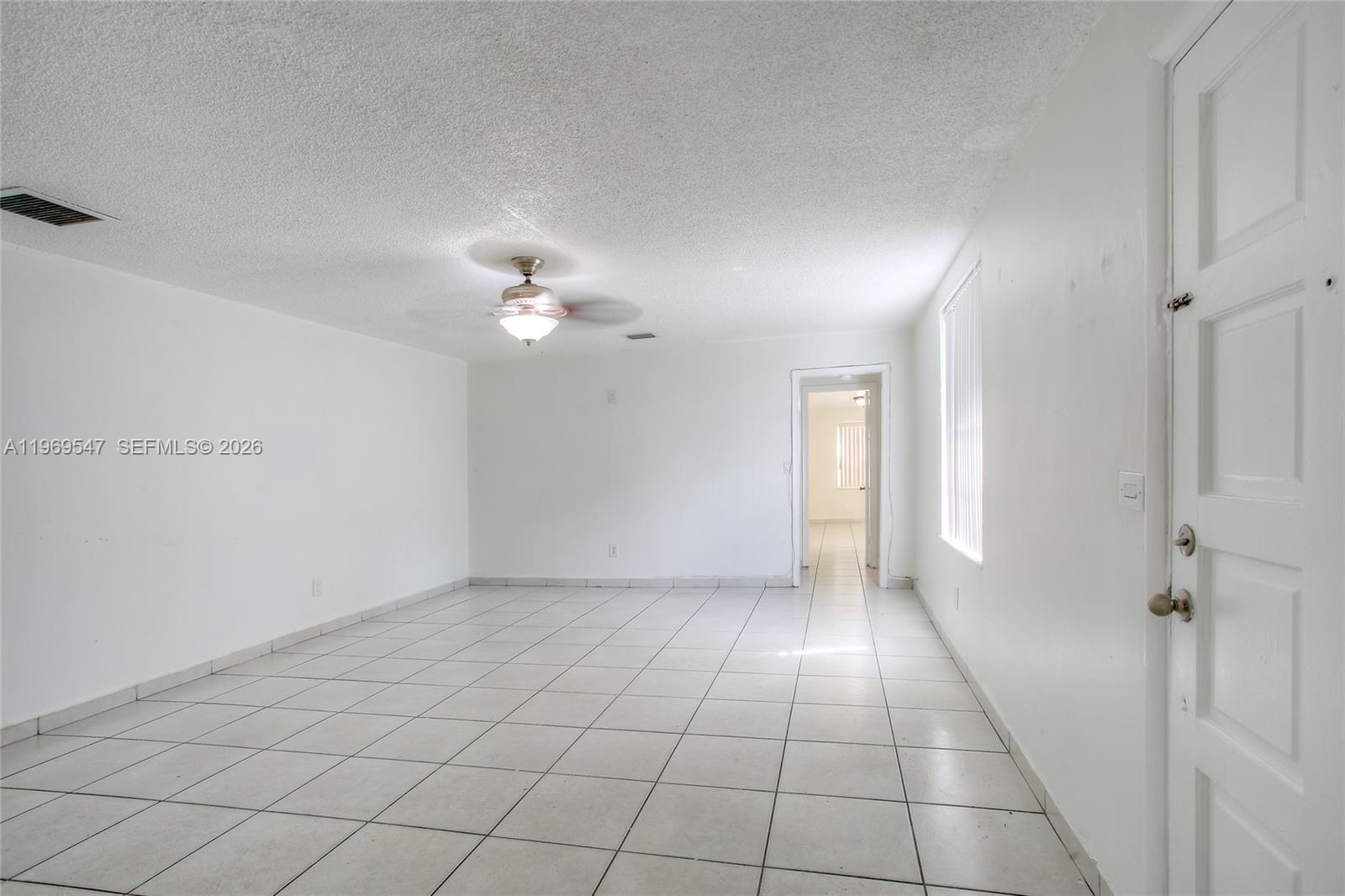 THE TROPICS AMD - Residential Lease