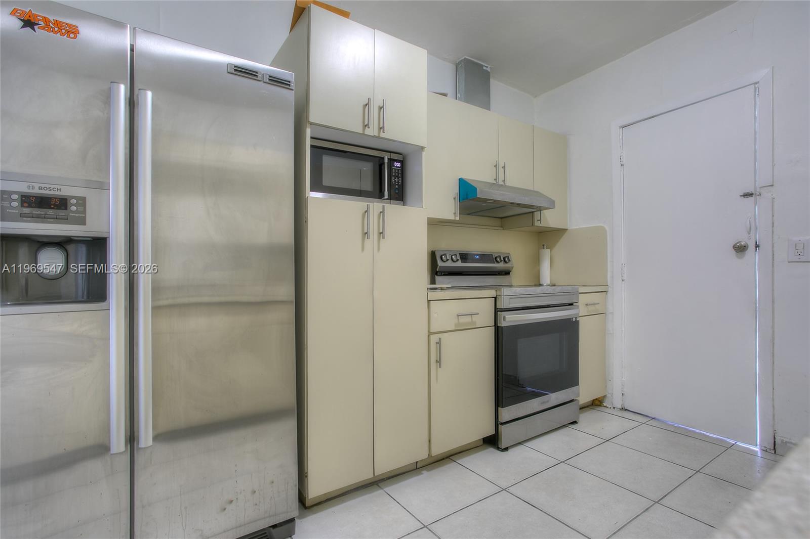 THE TROPICS AMD - Residential Lease