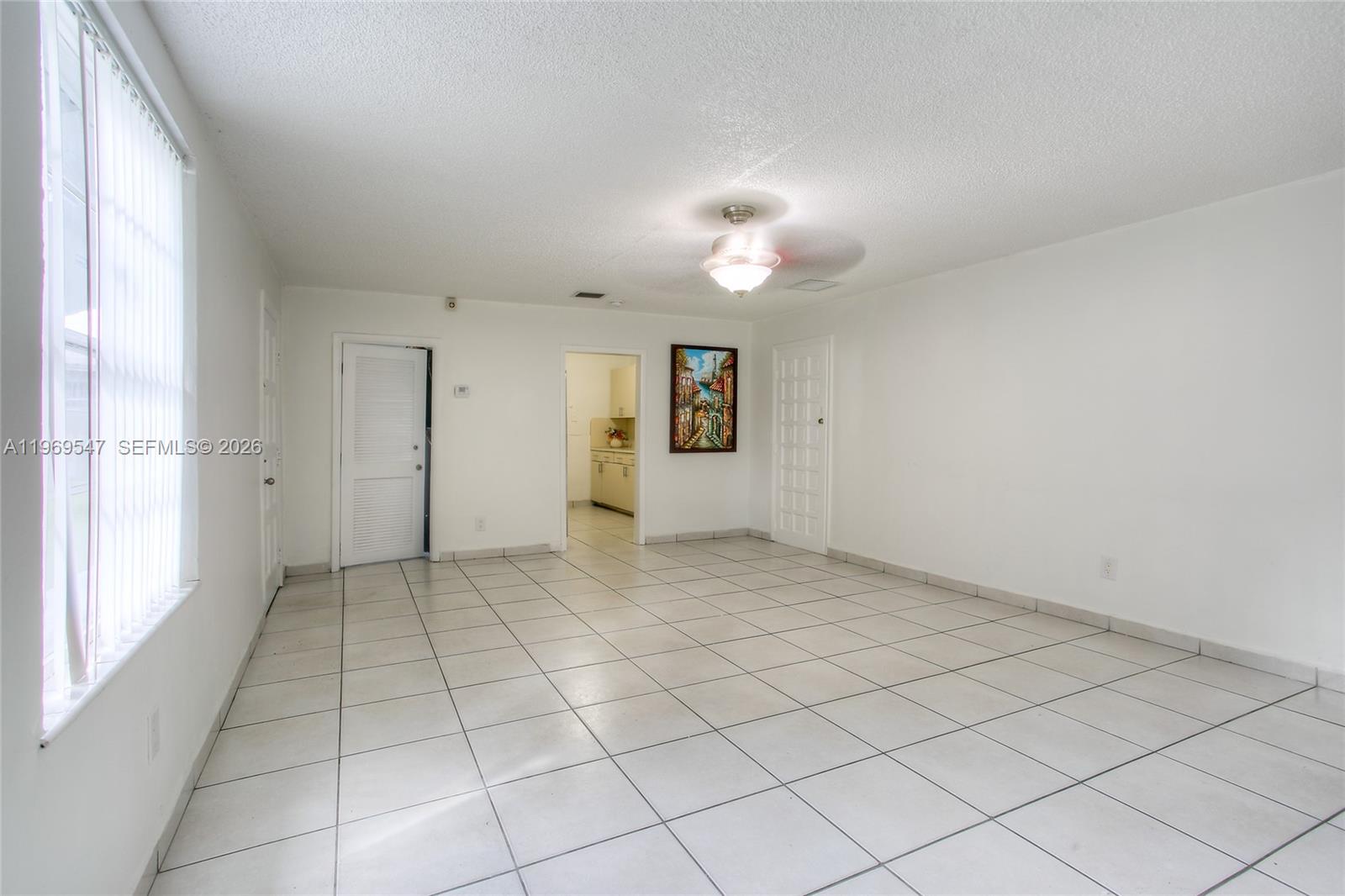 THE TROPICS AMD - Residential Lease