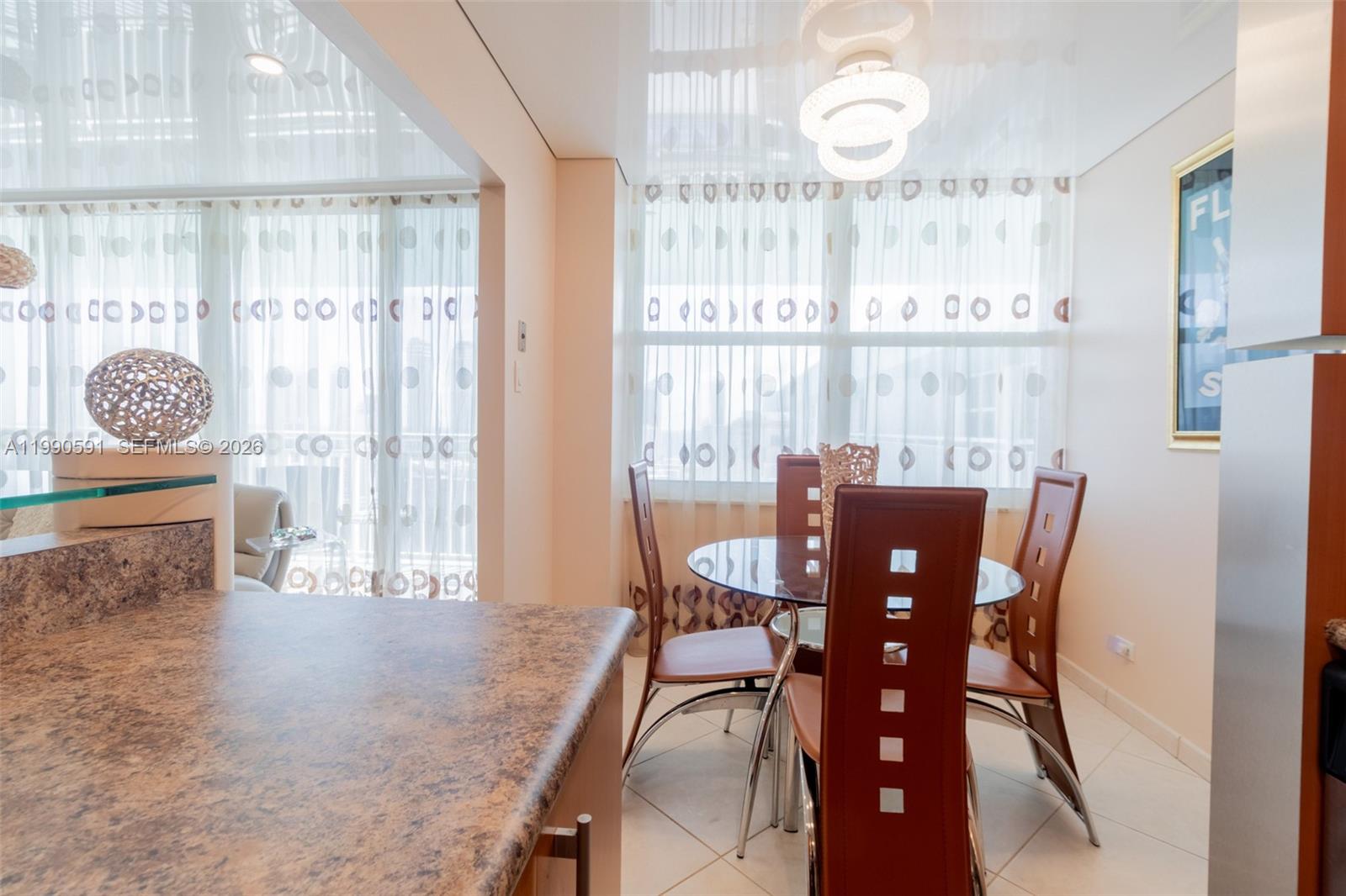 WINSTON TOWERS 500 CONDO - Residential