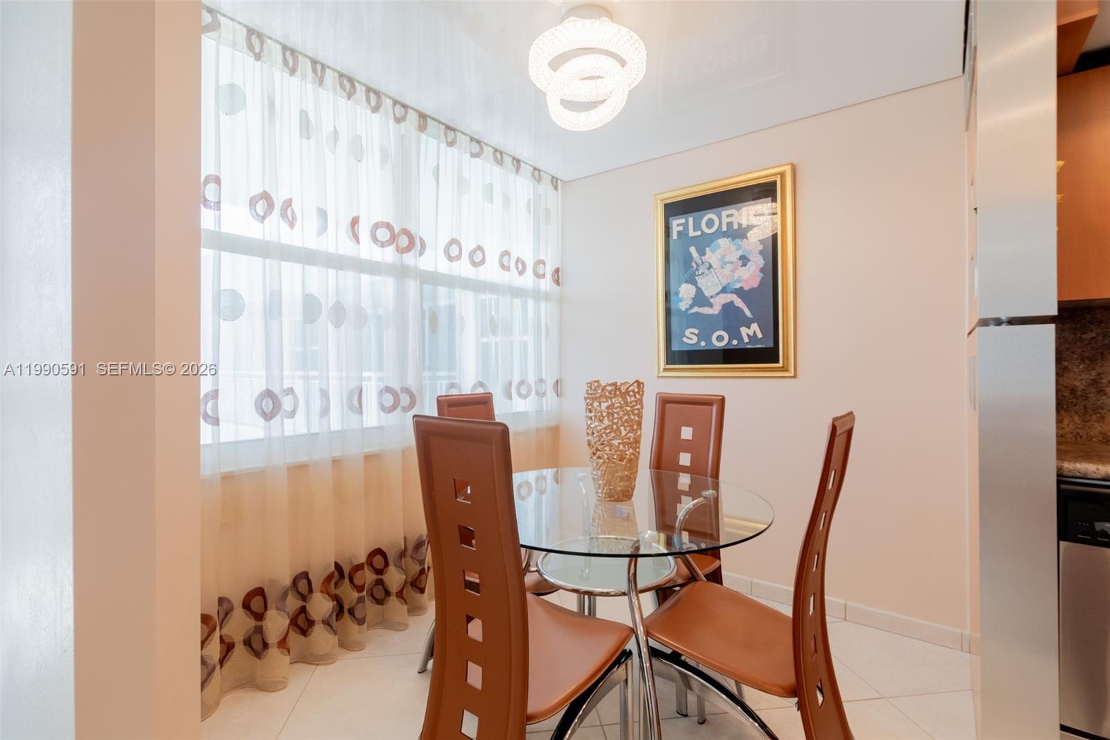 WINSTON TOWERS 500 CONDO - Residential