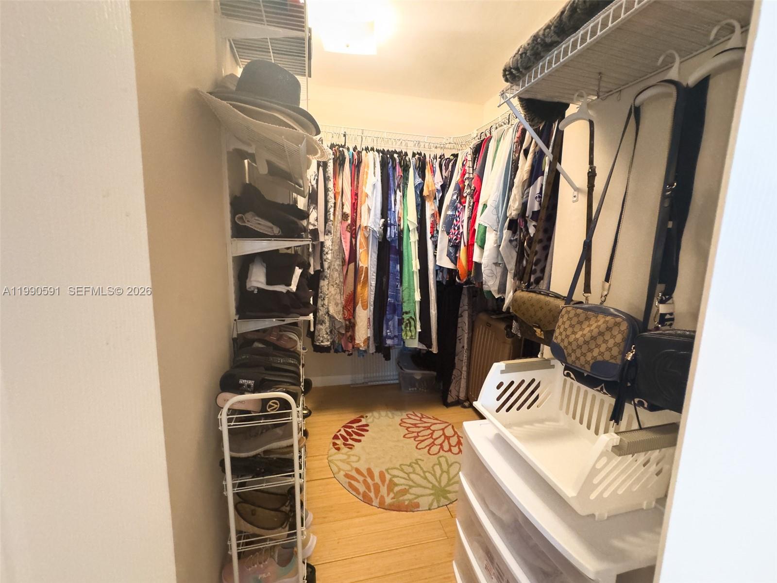 WINSTON TOWERS 500 CONDO - Residential