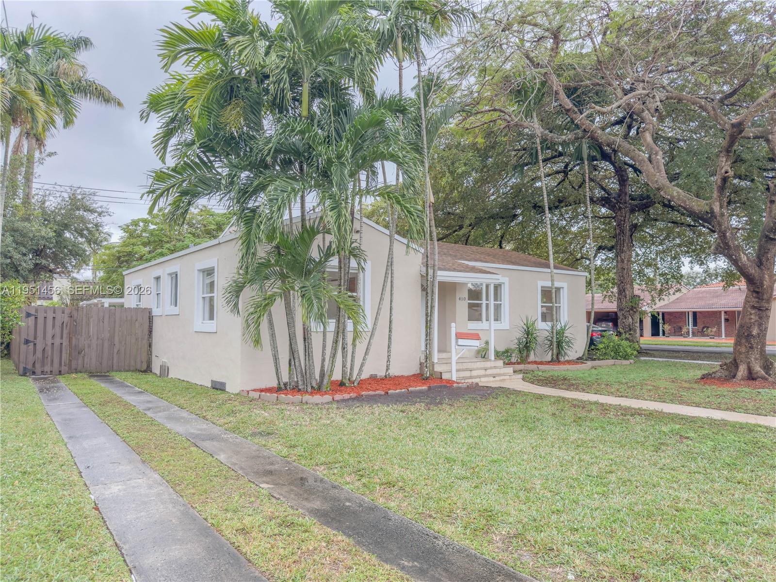 REV PL SEC 2 CC ESTATES - Residential